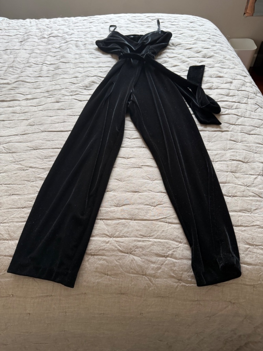 Banana Republic Size 8 Petite Black Velvet Crop Jumpsuit
